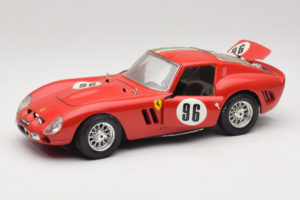 Ferrari 250 GTO #96 Rot Italienische Flagge 1962 Bburago 1:18 3011-P2 Metall — Bild 2 von 8