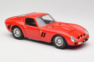 Ferrari 250 GTO Rot Bburago 1:18 3011 Metall — Bild 6 von 8