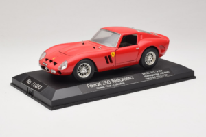 Ferrari 250 GTO Rot Replacement Stand Exclusive Cars 1:18 EC005 Metall