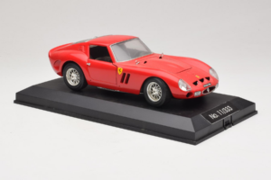 Ferrari 250 GTO Rot Replacement Stand Exclusive Cars 1:18 EC005 Metall — Bild 6 von 8