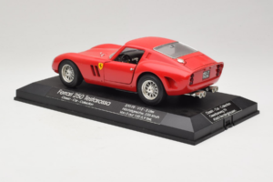Ferrari 250 GTO Rot Replacement Stand Exclusive Cars 1:18 EC005 Metall — Bild 7 von 8