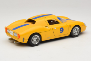 Ferrari 250 LM #9 Gelb 1965 Bburago 1:18 3033-Y1 Metall — Bild 3 von 8