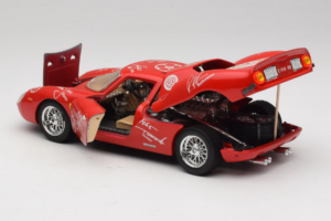 Ferrari 250 LM Rot Weiß Essen Autographs Limitierte Auflage Bburago 1:18 3033-P4 Metall — Bild 5 von 8