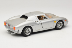 Ferrari 250 LM Silber Bburago 1:18 3033-S1 Metall — Bild 3 von 8