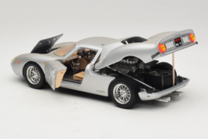 Ferrari 250 LM Silber Bburago 1:18 3033-S1 Metall — Bild 5 von 8
