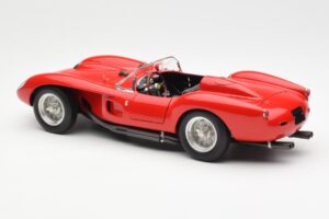 Ferrari 250 Testa Rossa Pontoon Fender Rot CMC 1:18 M-071 Metall — Bild 5 von 6