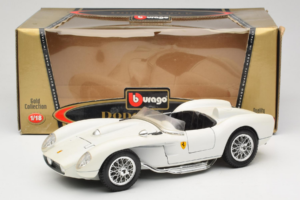 Ferrari 250 Testa Rossa Weiß Replacement Box Bburago 1:18 3007-R3 Metall — Bild 8 von 8