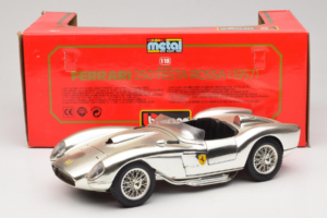 Ferrari 250 Testa Rossa Chrome Silber Bburago 1:18 3007-C1 Metall — Bild 8 von 8