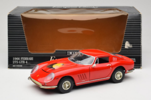 Ferrari 275 GTB/4 Rot Mit Palme auf der Haube ERTL 1:18 7483-P1 Metall — Bild 8 von 8