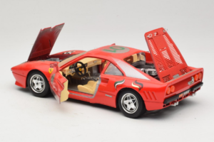 Ferrari 288 GTO #1 Rot 1984 Bburago 1:18 3027-P3 Metall — Bild 5 von 8