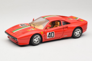 Ferrari 288 GTO #40 Rot Italienische Flagge 1984 Bburago 1:18 3027-P1 Metall