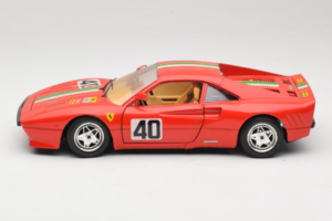 Ferrari 288 GTO #40 Rot Italienische Flagge 1984 Bburago 1:18 3027-P1 Metall — Bild 4 von 8
