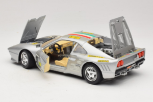 Ferrari 288 GTO #40 Silber 1984 Bburago 1:18 3027-S1 Metall — Bild 5 von 8