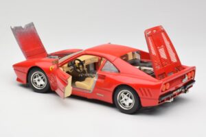 Ferrari 288 GTO Rot Bburago 1:18 3027 Metall — Bild 5 von 8