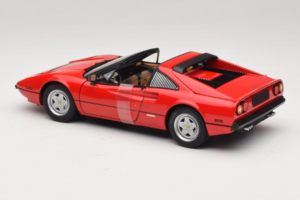 Ferrari 308 GTS Rot Star Collection Magnum P.I. Hot Wheels 1:18 P9908 Metall — Bild 5 von 6
