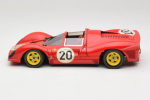 Ferrari 330 P4 #20 Rot 1967 Revell 1:18 48822-P1 Metall — Bild 4 von 8