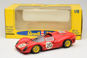 Ferrari 330 P4 #20 Rot 1967 Revell 1:18 48822-P1 Metall — Bild 8 von 8