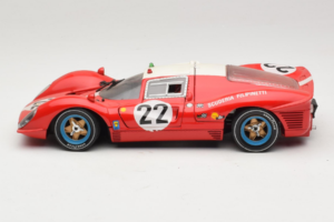 Ferrari 330 P4 #22 Scuderia Filipinetti Poor Condition 1967 Revell 1:18 48825-P1 Metall — Bild 4 von 8