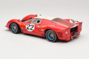 Ferrari 330 P4 #22 Scuderia Filipinetti Poor Condition 1967 Revell 1:18 48825-P1 Metall — Bild 7 von 8