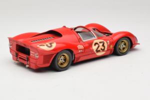 Ferrari 330 P4 #23 L. Bandini / C. Amon 24 Hours of Daytona Winner 1967 Revell 1:18 48833 Metall — Bild 3 von 8