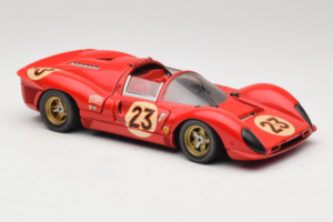 Ferrari 330 P4 #23 L. Bandini / C. Amon 24 Hours of Daytona Winner 1967 Revell 1:18 48833 Metall — Bild 6 von 8
