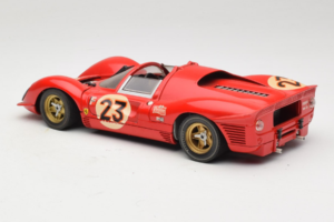 Ferrari 330 P4 #23 L. Bandini / C. Amon 24 Hours of Daytona Winner 1967 Revell 1:18 48833 Metall — Bild 7 von 8