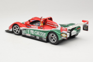 Ferrari 333 SP Giesse #1 G. Pescatori / C. Terrien 2000 Hot Wheels 1:18 29750-P1 Metall — Bild 7 von 8