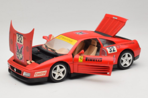 Ferrari 348 TB #32 Pirelli Rot 1989 Bburago 1:18 3039-P1 Metall — Bild 2 von 8