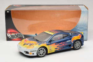 Ferrari 360 Modena Challenge #5 Hot Wheels Purple Fire Livery 1999 Bburago 1:18 29619 Metall — Bild 8 von 8