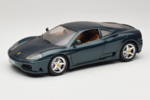 Ferrari 360 Modena Dunkelgrün Metallic Bburago 1:18 3358-G2 Metall