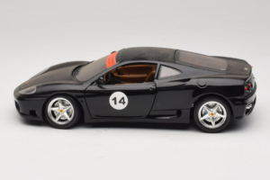 Ferrari 360 Modena #14 Schwarz Limitierte Auflage Bburago 1:18 3368-B1 Metall — Bild 4 von 8