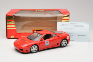 Ferrari 360 Modena Bevro International #4 Limitierte Auflage 111 Stück Rot Bburago 1:18 3358-P1 Metall — Bild 8 von 8