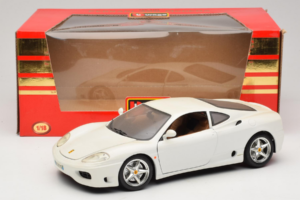 Ferrari 360 Modena Weiß Bburago 1:18 3368-W1 Metall — Bild 8 von 8