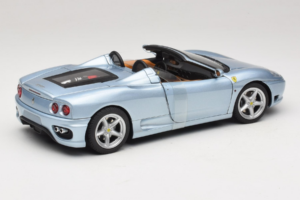 Ferrari 360 Spider Blau The Italian Job Hot Wheels 1:18 P9905 Metall — Bild 2 von 6