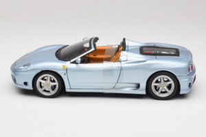 Ferrari 360 Spider Blau The Italian Job Hot Wheels 1:18 P9905 Metall — Bild 3 von 6