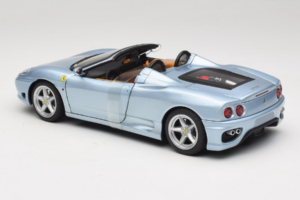 Ferrari 360 Spider Blau The Italian Job Hot Wheels 1:18 P9905 Metall — Bild 5 von 6