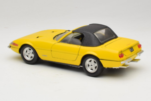 Ferrari 365 GTS/4 Daytona Cabriolet Gelb Techno Giodi 1:18 740028 Metall — Bild 7 von 8