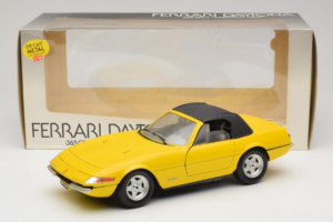 Ferrari 365 GTS/4 Daytona Cabriolet Gelb Techno Giodi 1:18 740028 Metall — Bild 8 von 8