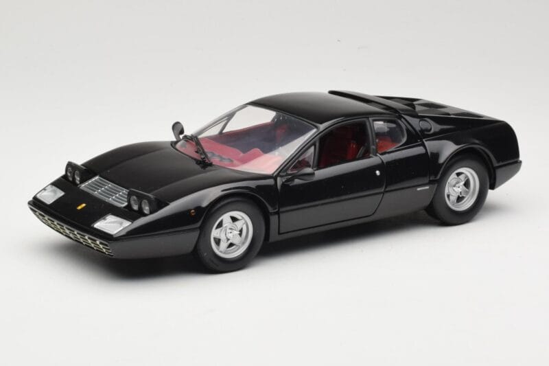Ferrari 365 GT4/BB Schwarz Kyosho 1:18 08173K Metall