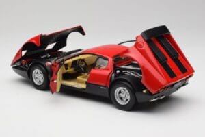 Ferrari 365 GT4/BB Rot Kyosho 1:18 08173R Metall — Bild 5 von 8