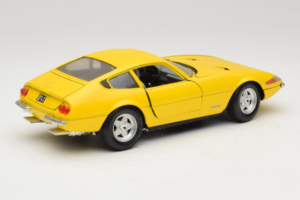 Ferrari 365 GTB/4 Daytona Gelb Techno Giodi 1:18 40011-Y1 Metall — Bild 2 von 7
