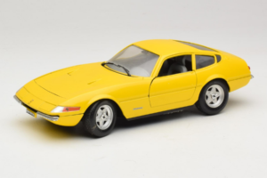 Ferrari 365 GTB/4 Daytona Gelb Techno Giodi 1:18 40011-Y1 Metall