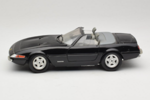 Ferrari 365 GTB/4 Daytona Cabriolet Schwarz Techno Giodi 1:18 40011-B1 Metall — Bild 4 von 8