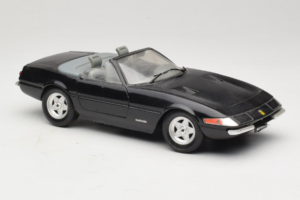 Ferrari 365 GTB/4 Daytona Cabriolet Schwarz Techno Giodi 1:18 40011-B1 Metall — Bild 6 von 8