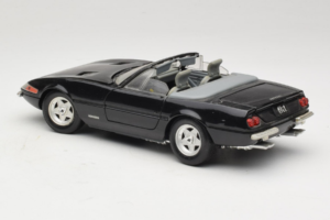 Ferrari 365 GTB/4 Daytona Cabriolet Schwarz Techno Giodi 1:18 40011-B1 Metall — Bild 7 von 8