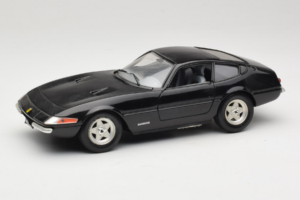 Ferrari 365 GTB/4 Daytona Schwarz Techno Giodi 1:18 40011-B2 Metall