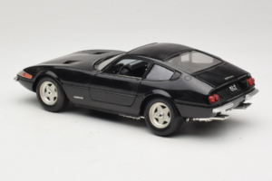 Ferrari 365 GTB/4 Daytona Schwarz Techno Giodi 1:18 40011-B2 Metall — Bild 7 von 8