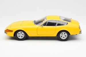 Ferrari 365 GTB/4 Daytona Gelb Kyosho 1:18 08162Y Metall — Bild 4 von 8