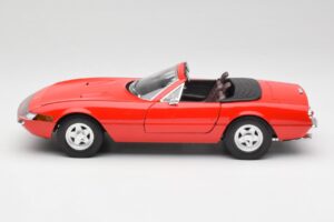Ferrari 365 GTS Rot Solido 1:18 8017 Metall — Bild 4 von 8