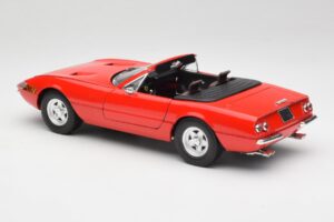 Ferrari 365 GTS Rot Solido 1:18 8017 Metall — Bild 7 von 8
